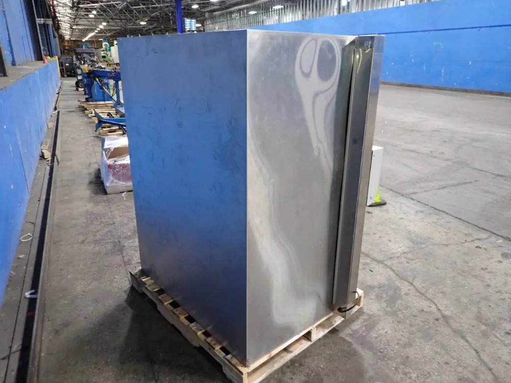 Nuaire 22" X 46" Biosafety Cabinet - Nu-425-400