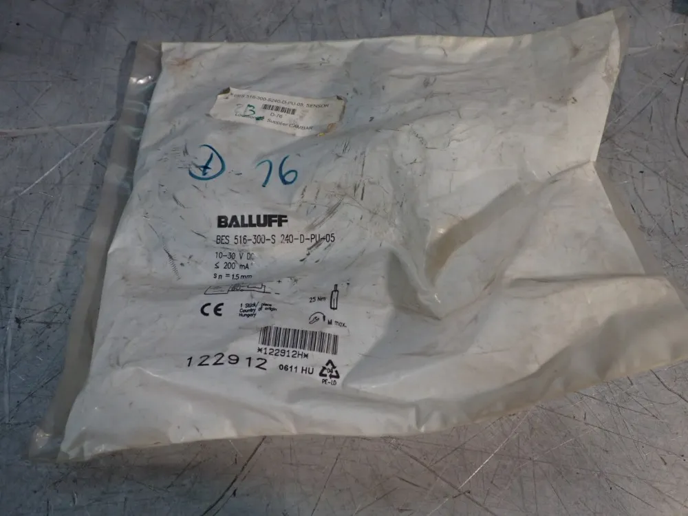 Balluff Proximity Sensor - Bes516-300-s240-d-pu-05