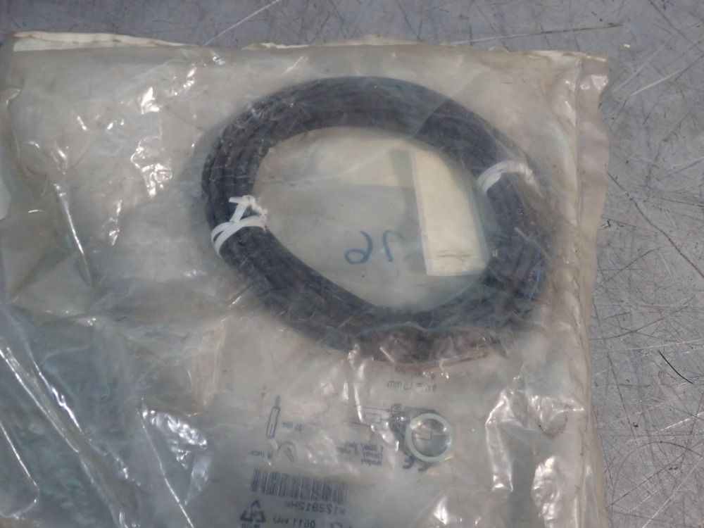 Balluff Proximity Sensor - Bes516-300-s240-d-pu-05