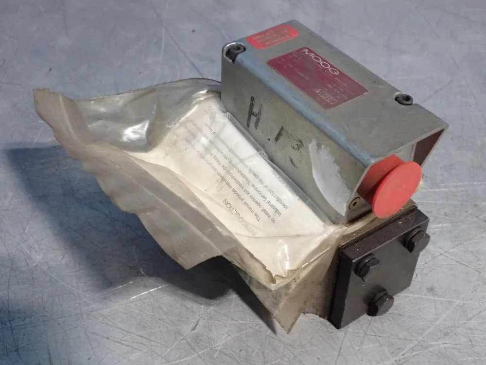 Moog Hydraulic Servo Valve