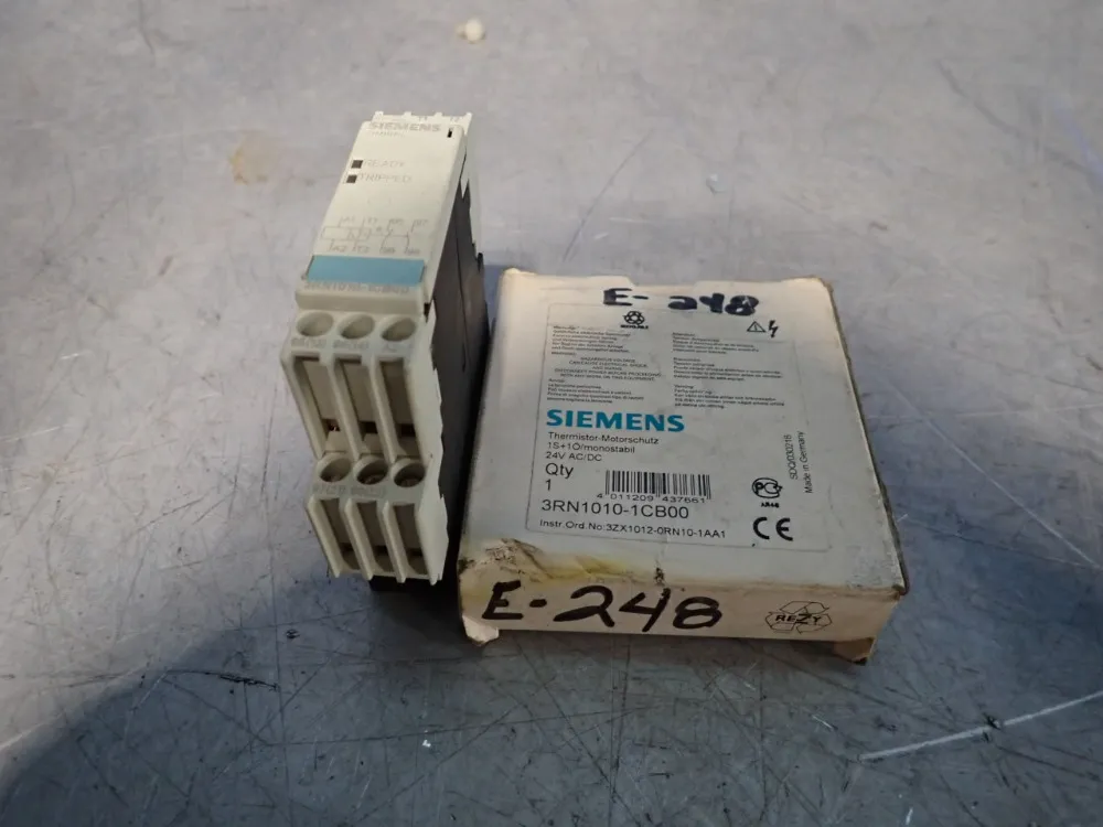 Siemens Lot Of 2 Motor Protection Relay - 3rn1010-1cb00