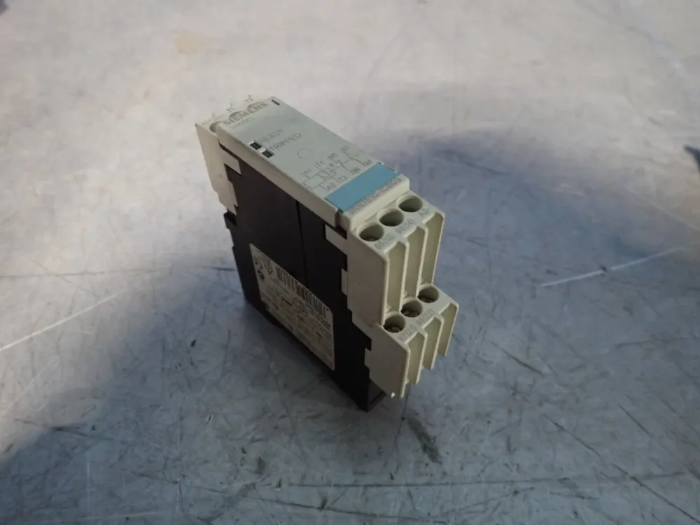 Siemens Lot Of 2 Motor Protection Relay - 3rn1010-1cb00