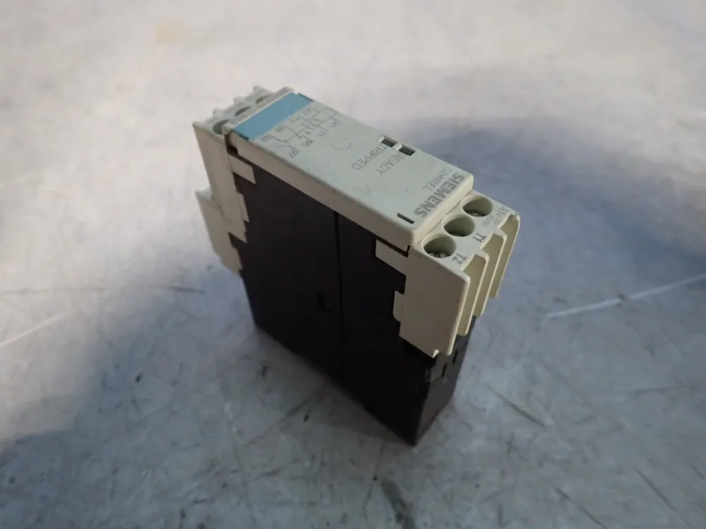 Siemens Lot Of 2 Motor Protection Relay - 3rn1010-1cb00