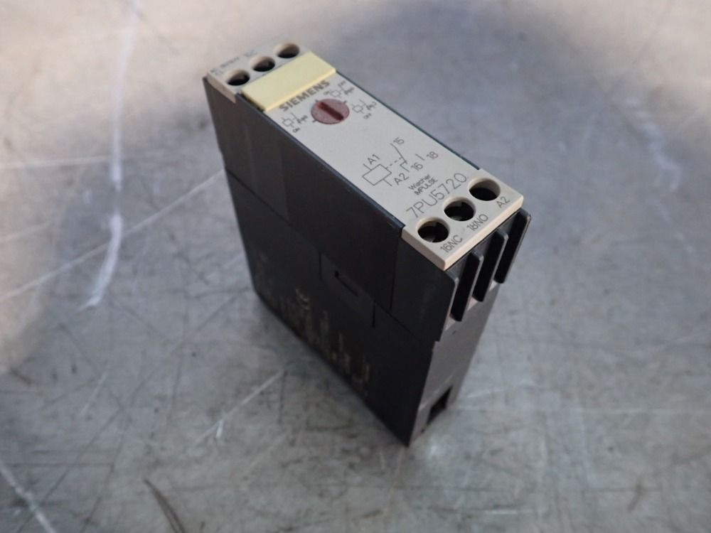 Siemens Time Delay Relay - 7pu57 20-0aj20