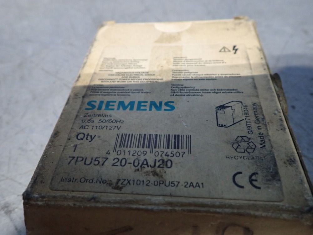 Siemens Time Delay Relay - 7pu57 20-0aj20