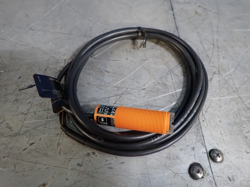 Ifm Lot Of 2 Photoelectric Sensor - 0ge-fpkg