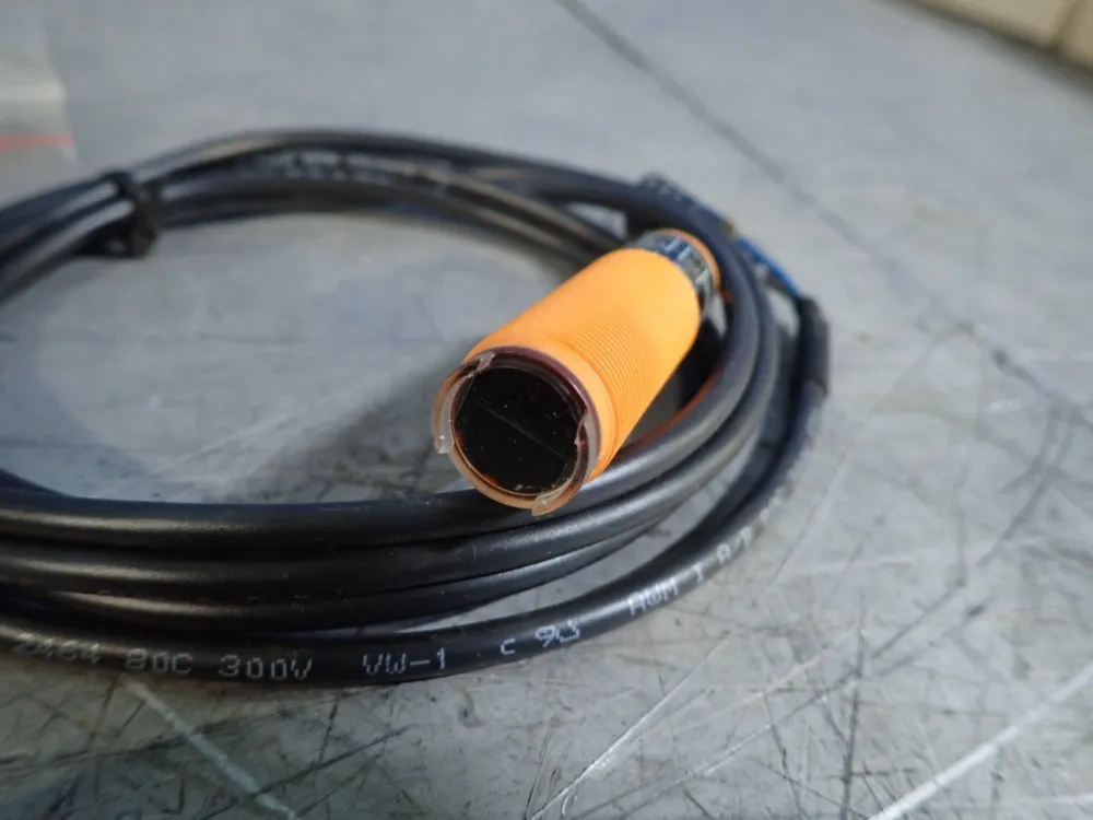 Ifm Lot Of 2 Photoelectric Sensor - 0ge-fpkg