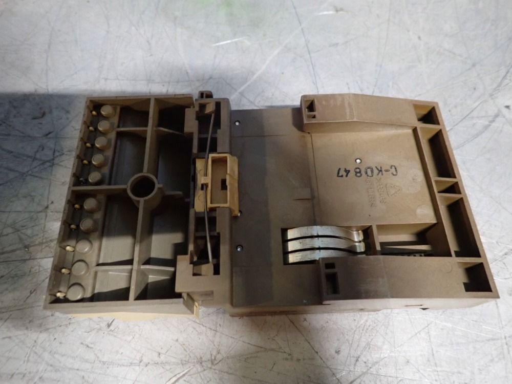 Siemens Bus Module - 6es5700-8ma11