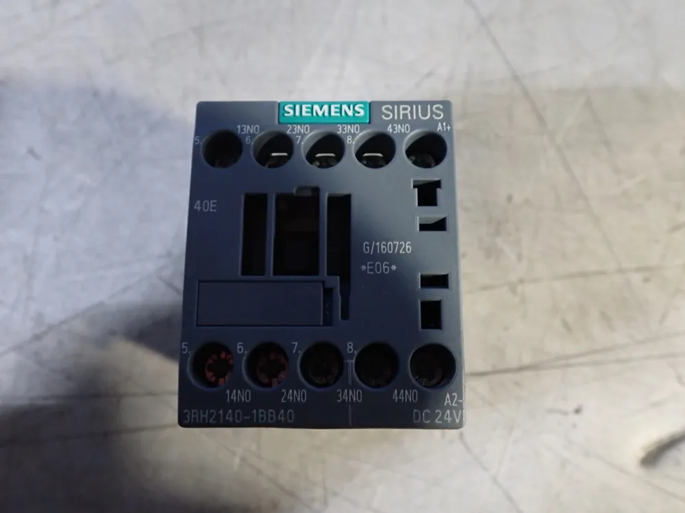 Siemens Contactor Relay - 3rh2140-1bb40