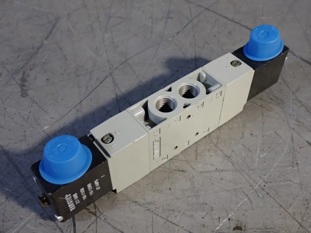 Numatics Air Control Valve - L12bb652o000030