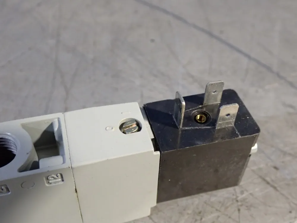 Numatics Air Control Valve - L12bb652o000030