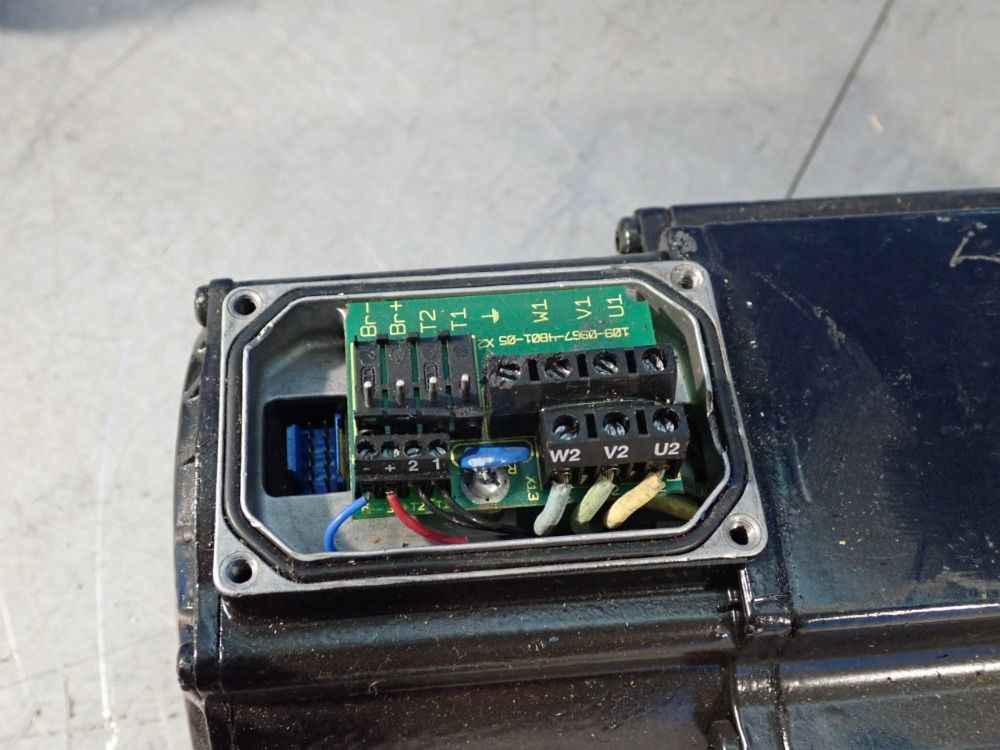 Rexroth Permanent Magnet Motor - Mkd071e-061-kp1-kn