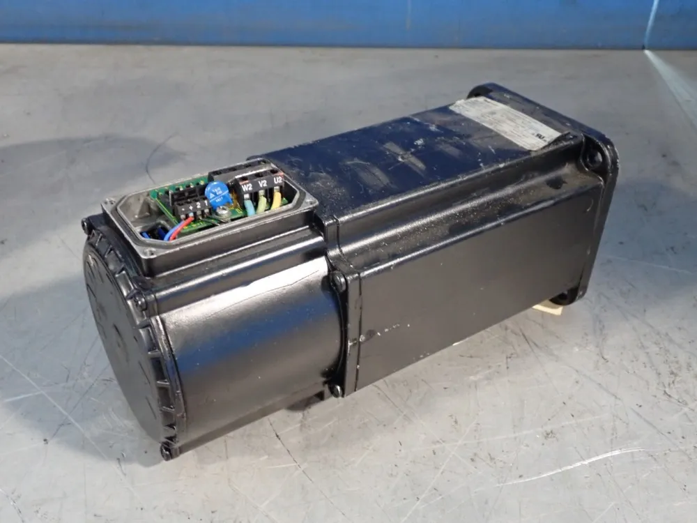 Rexroth Permanent Magnet Motor - Mkd071b-061-kp1-kn