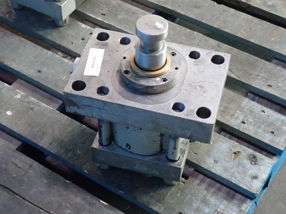 Milwaukee Pneumatic Cylinder