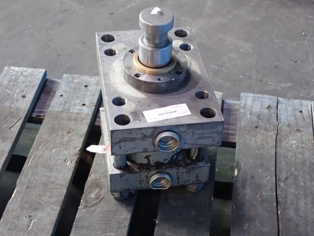 Milwaukee Pneumatic Cylinder