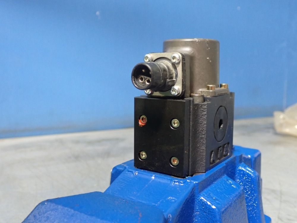 Rexroth Directional Control Valve - R900973360