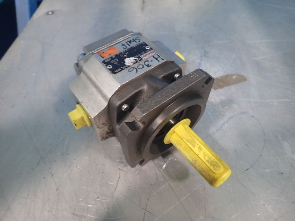 Rexroth Internal Gear Pump - R900932271