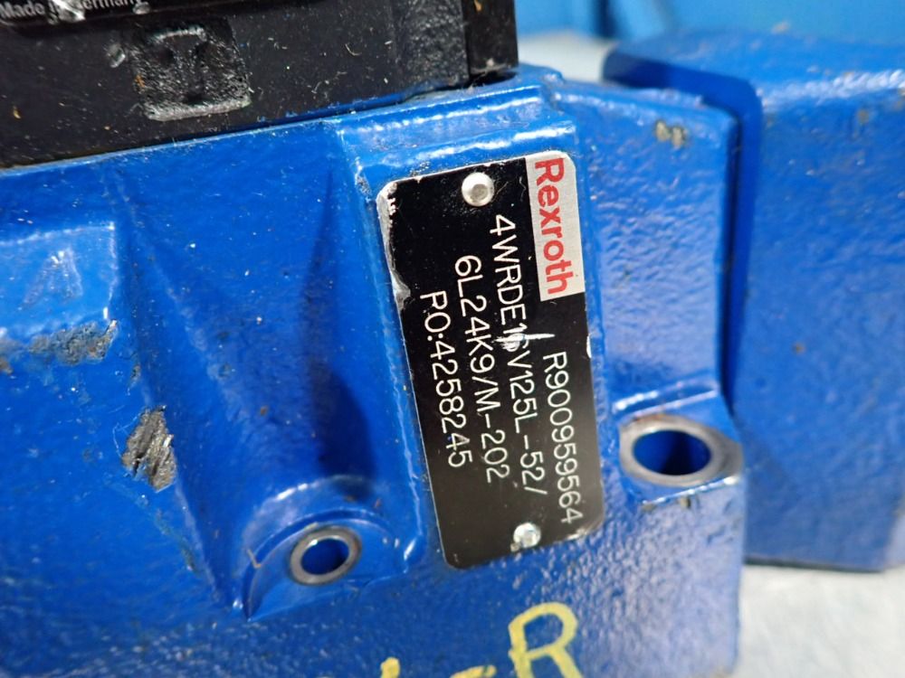 Rexroth Directional Valve - 4wrde16v125l-52/6l24k9/m-202