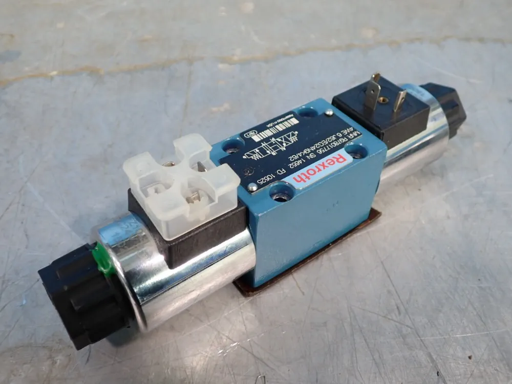 Rexroth Directional Spool Valve - R978017756