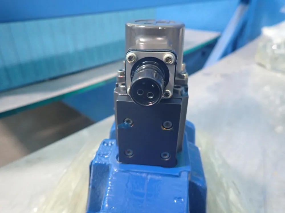 Rexroth Directional Control Valve - 4wrde16v125l-52/6l24k9/mr-202