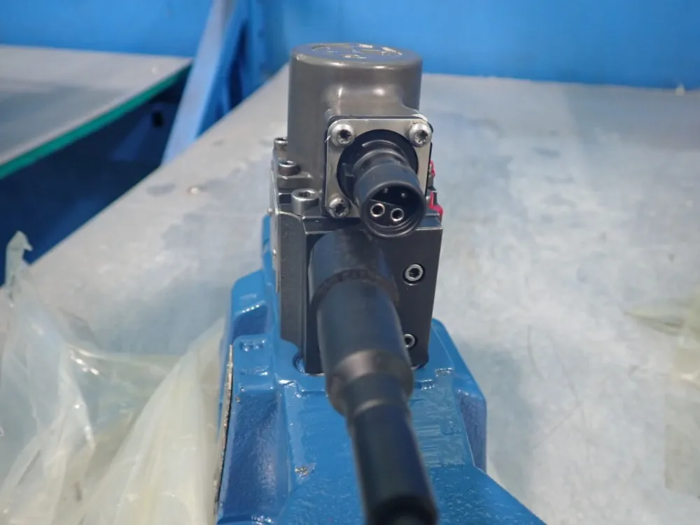 Rexroth Directional Control Valve - 4wrde16v125l-52/6l24k9/mr-202