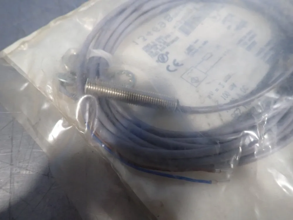 Balluff Lot Of 5 Inductive Proximity Sensor - Besm08mg-usc20b-bv03