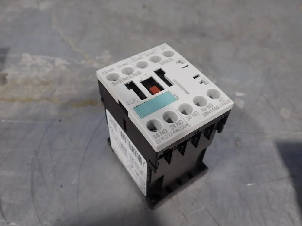 Siemens Contactor Relay - 3rh1140-1ak60