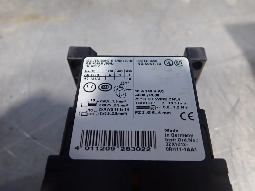 Siemens Contactor Relay - 3rh1140-1ak60