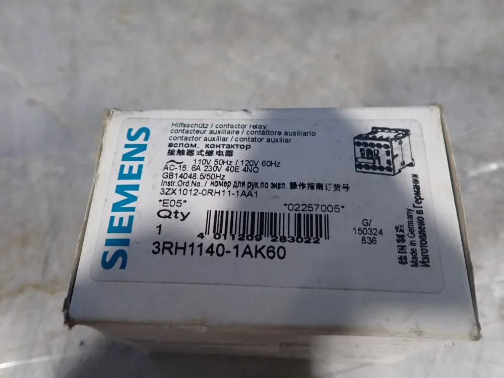 Siemens Contactor Relay - 3rh1140-1ak60