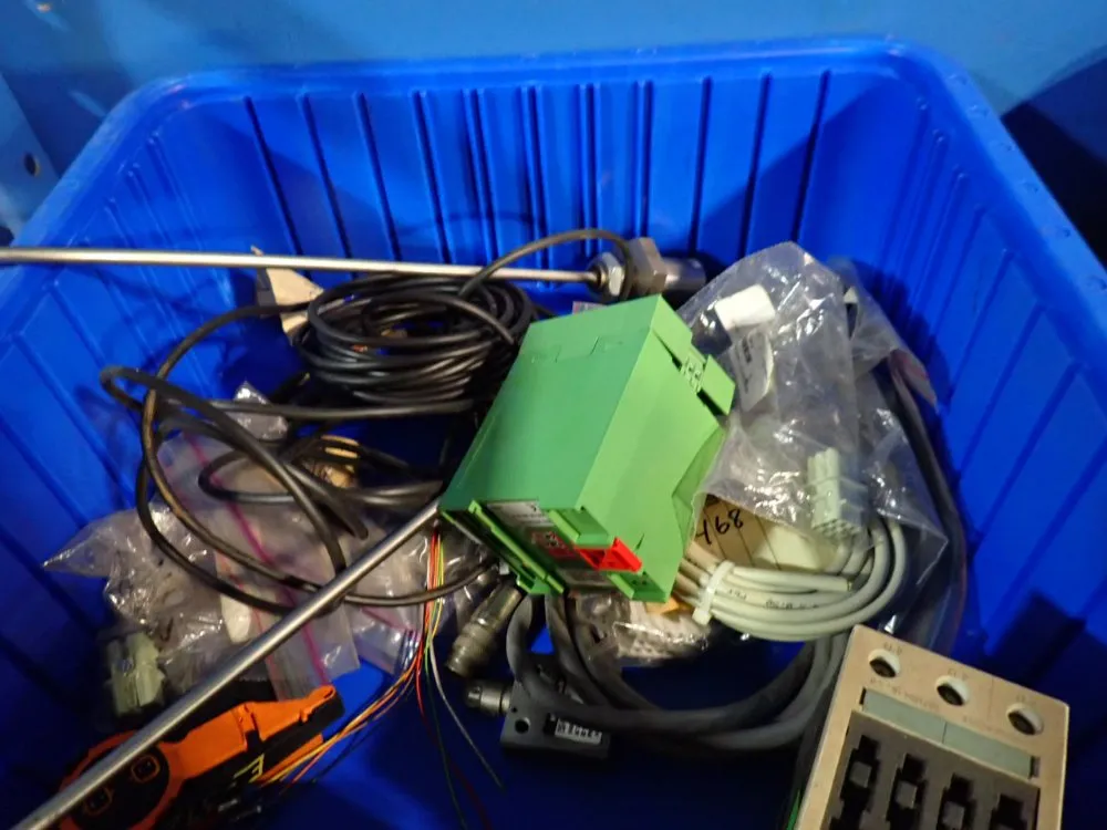 Phoneix Contact, Moeller, Siemens Misc. Electrical Hardware