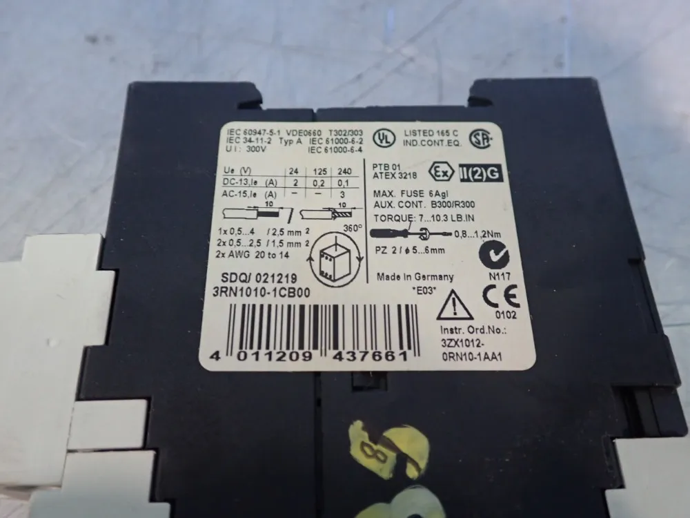 Siemens Thermistor Motor Protection Relay - 3rn1010-1cb00