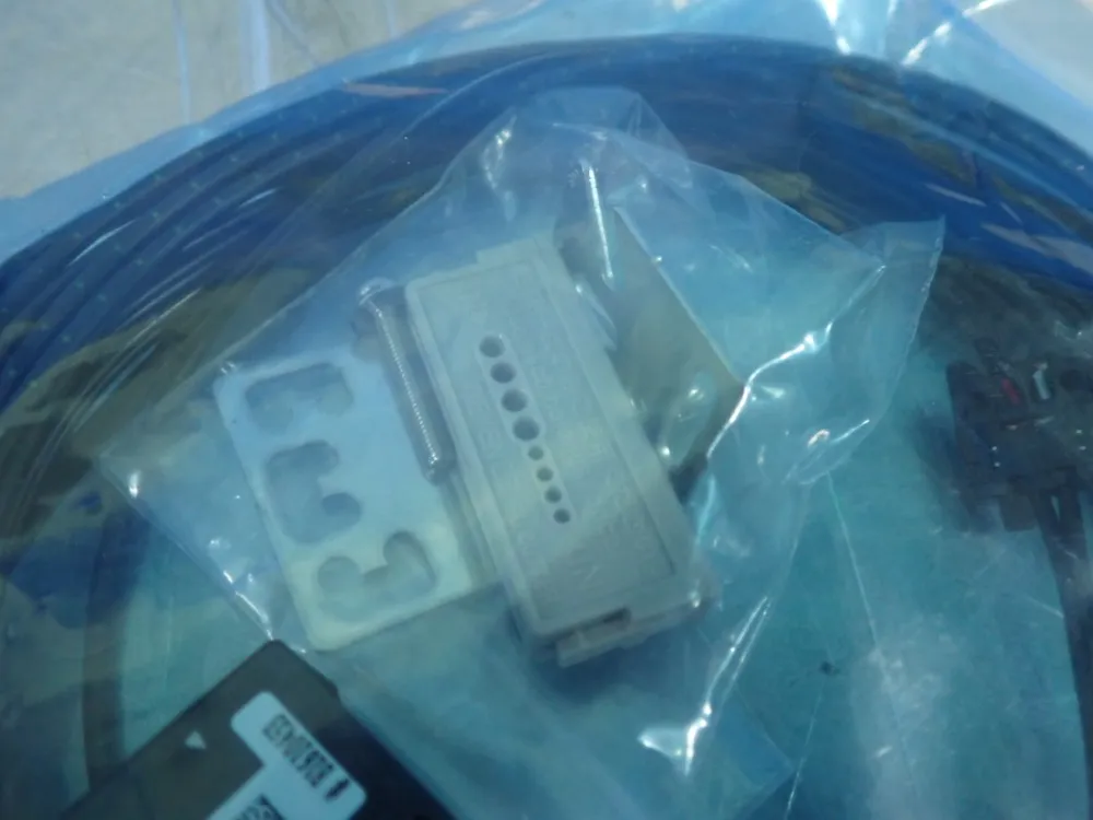 Keyence Lot Of 2 Sensor Head - Cz-h35s