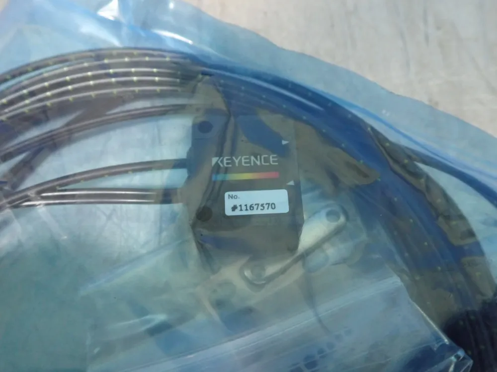 Keyence Sensor Head - Cz-h32