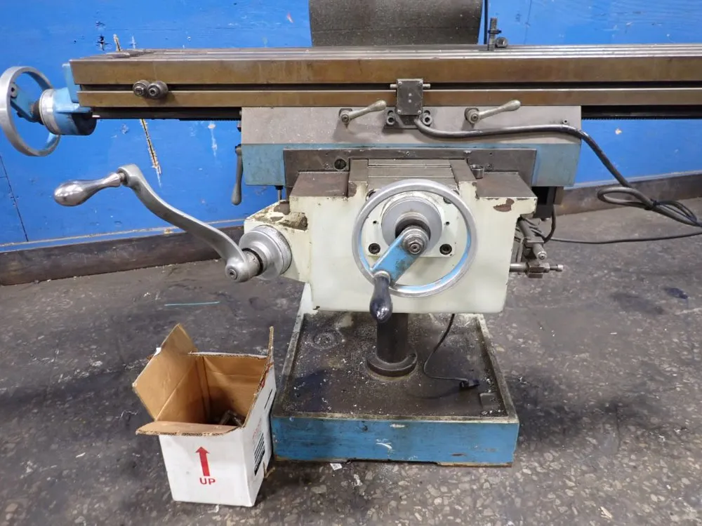 Yci Supermax 9" X 49" Vertical Mill - Ycm-16vs