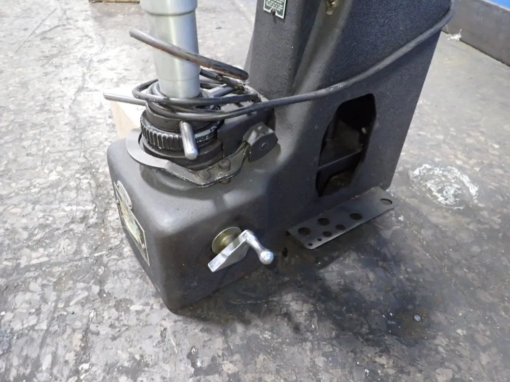 Rockwell Hardness Tester - 4js