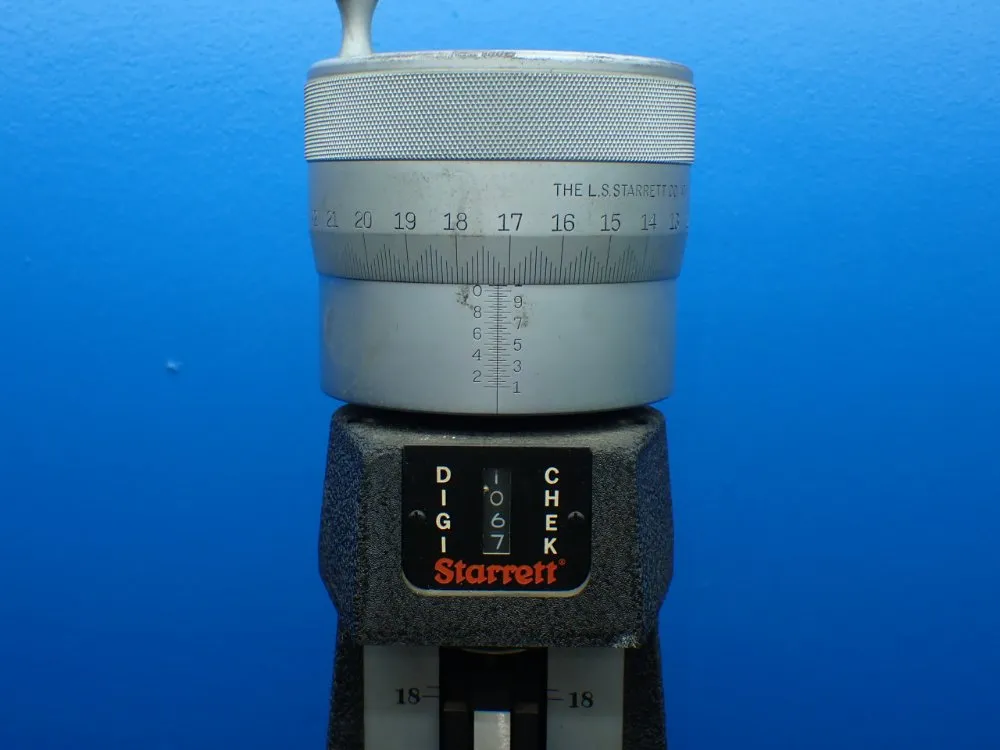 Starrett 18" Digi-chek Height Gage. - 258