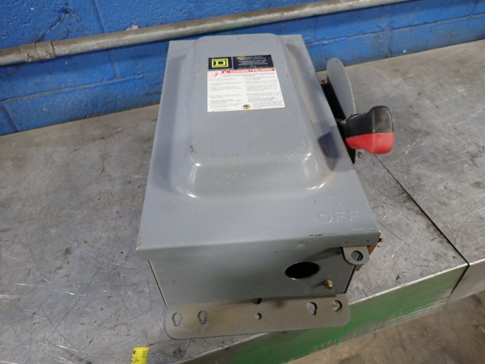 Square D 60 Amps Non Fusible Disconnect - Hu362awk