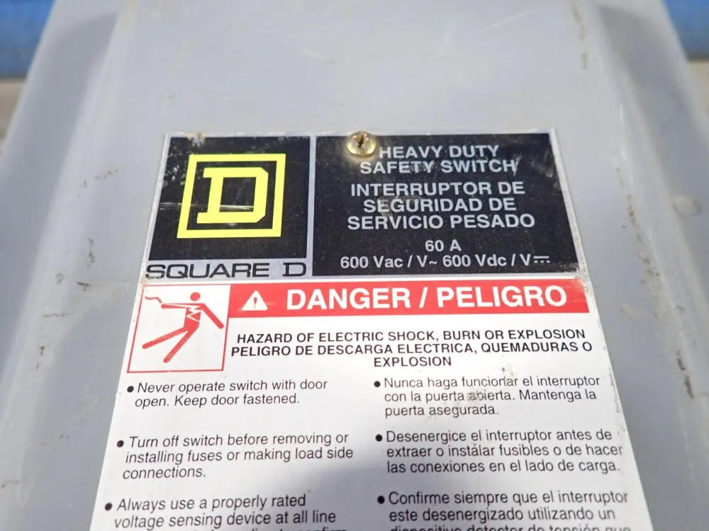 Square D 60 Amps Non Fusible Disconnect - Hu362awk
