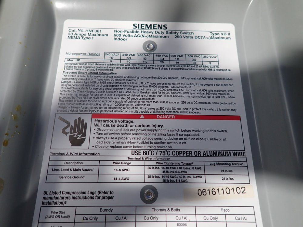 Siemens 30 Amps Non Fusible Disconnect - Hnf361