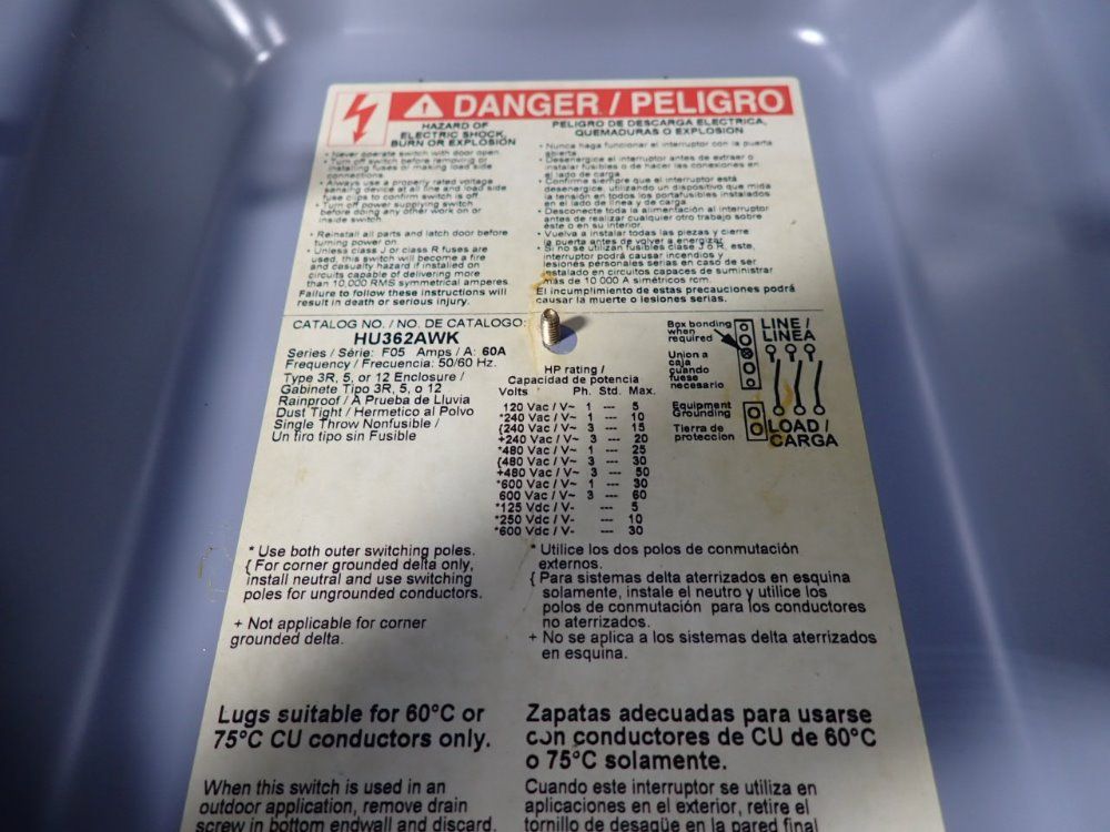 Square D 60 Amps Non Fusible Disconnect - Hu362awk