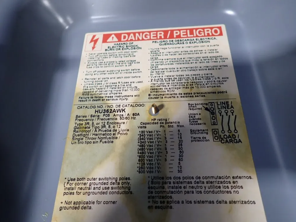 Square D 60 Amps Non Fusible Disconnect - Hu362awk