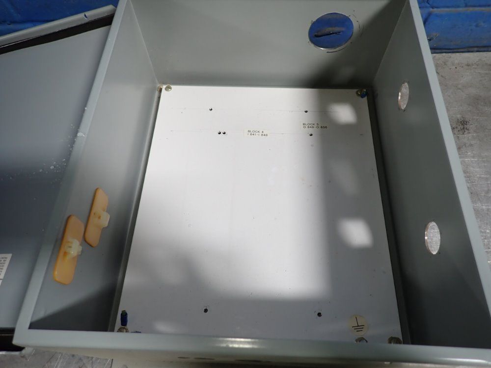 Hoffman 14" X 12" X 5" Electrical Enclosure - A-1412chqr