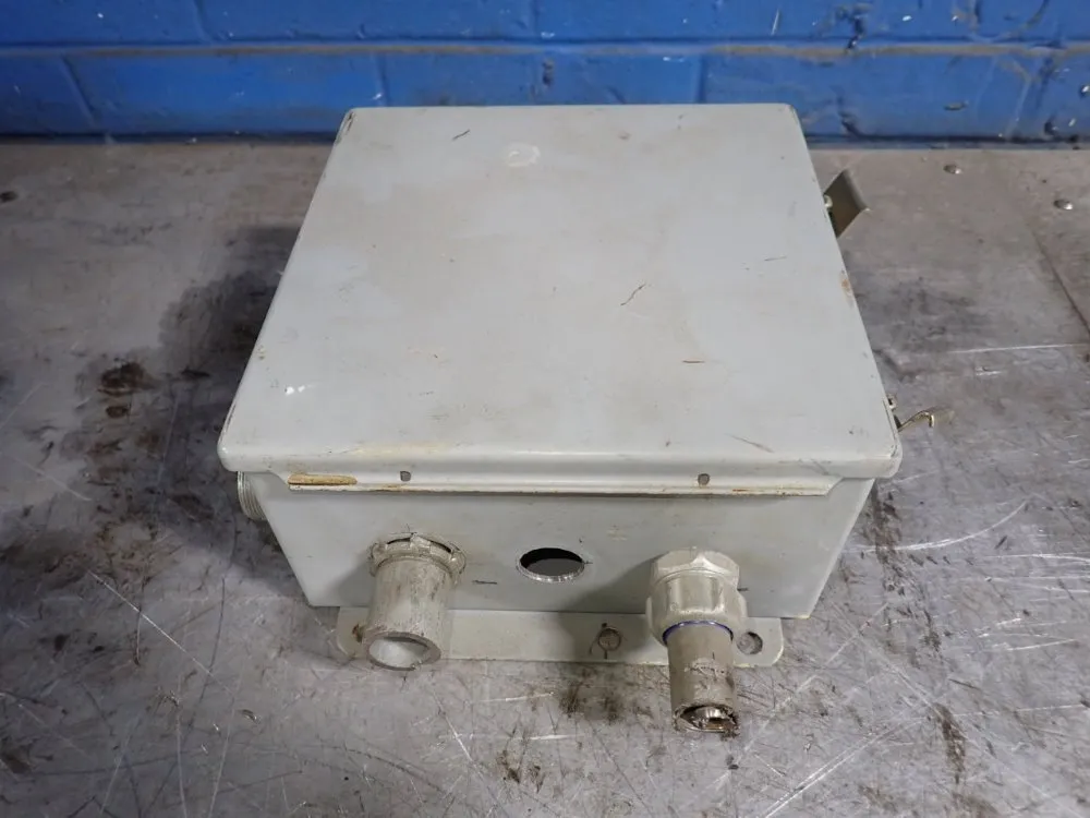 Hoffman 8" X 8" X 4" Electrical Enclosure - A-808ch