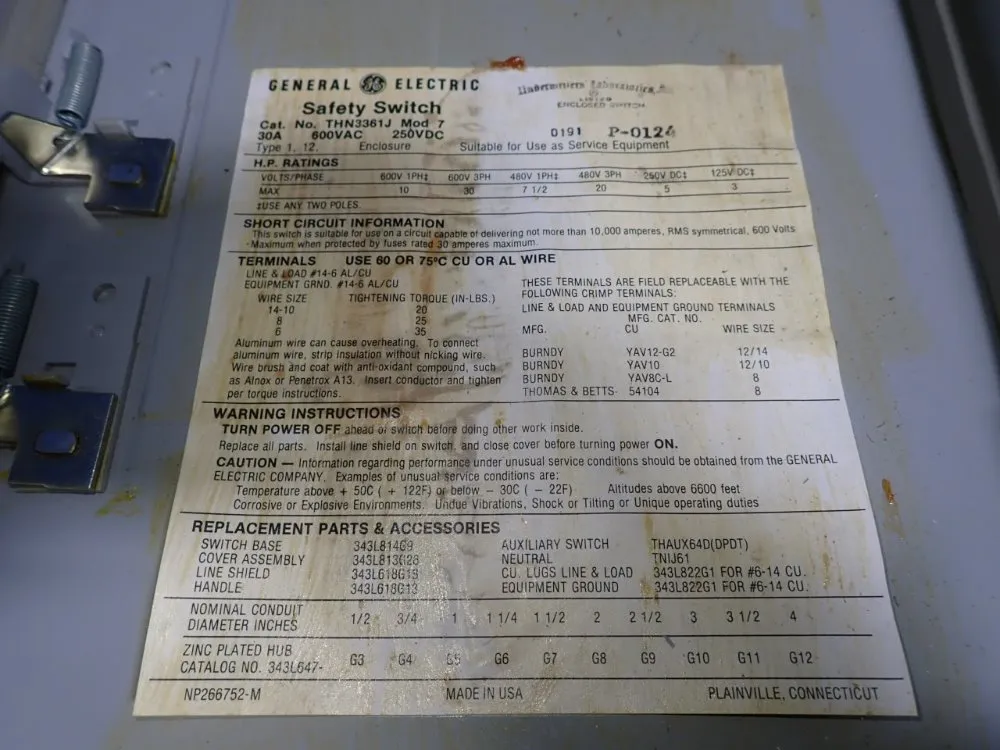 General Electric 30 Amps Non Fusible Disconnect - Thn3361j