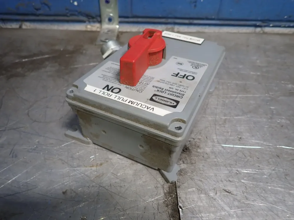 Hubbell 30 Amps Disconnect Switch - Hblds3vfd