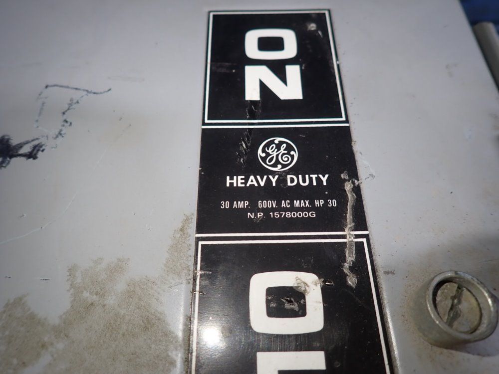 General Electric 30 Amps Non Fusible Disconnect - Thn3361j