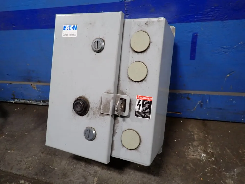 Cutler Hammer Contactor - Ce15ens3