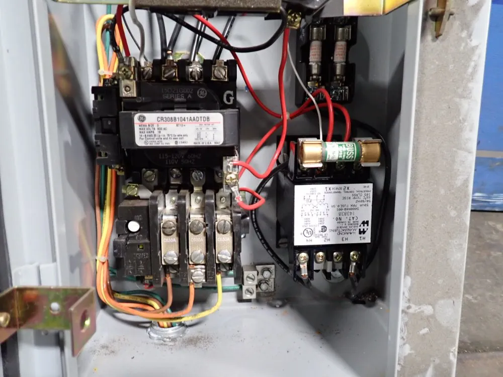 General Electric Size 0 Combination Starter