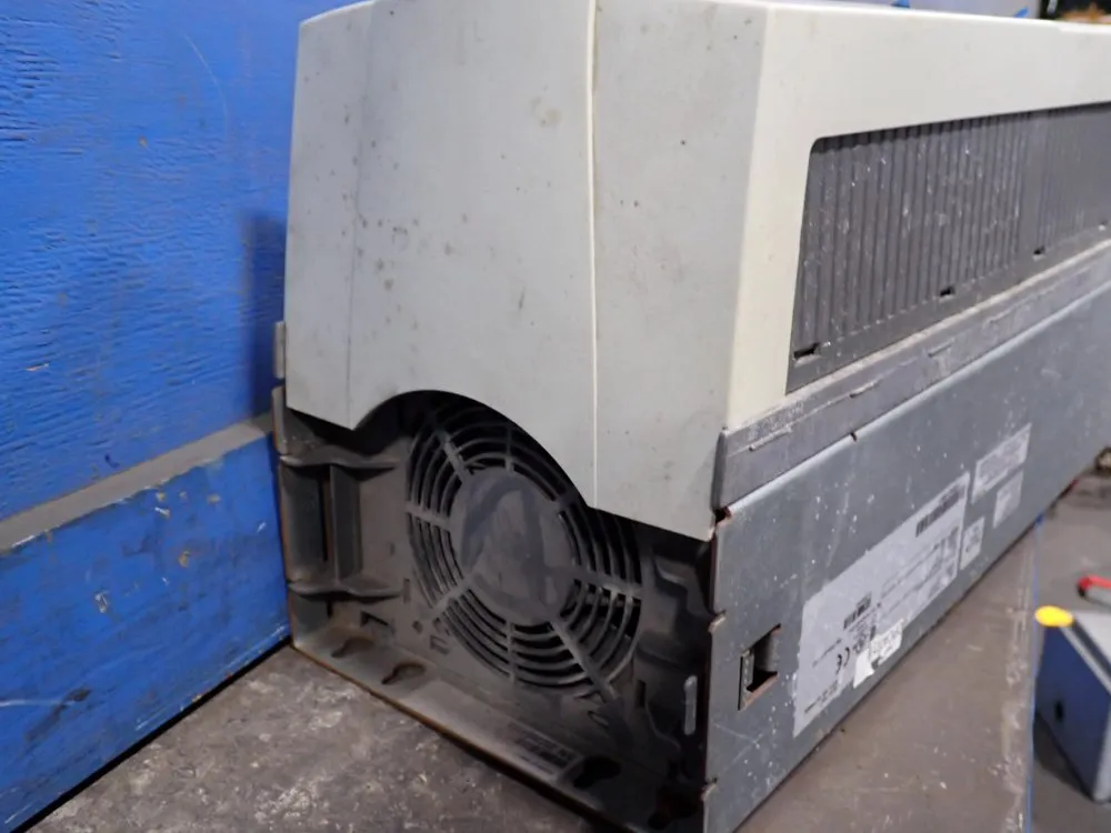 Goulds 40 Hp Drive - Acs550-u1-059a-4