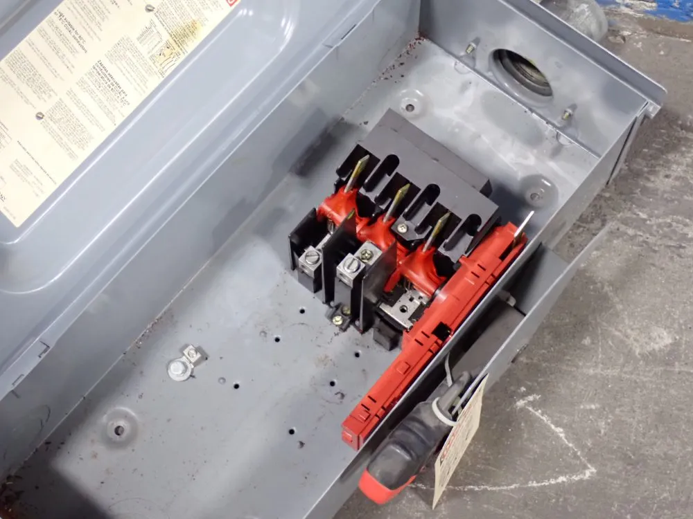 Square D 100 Amp / 600 Vac Non Fusible Disconnect